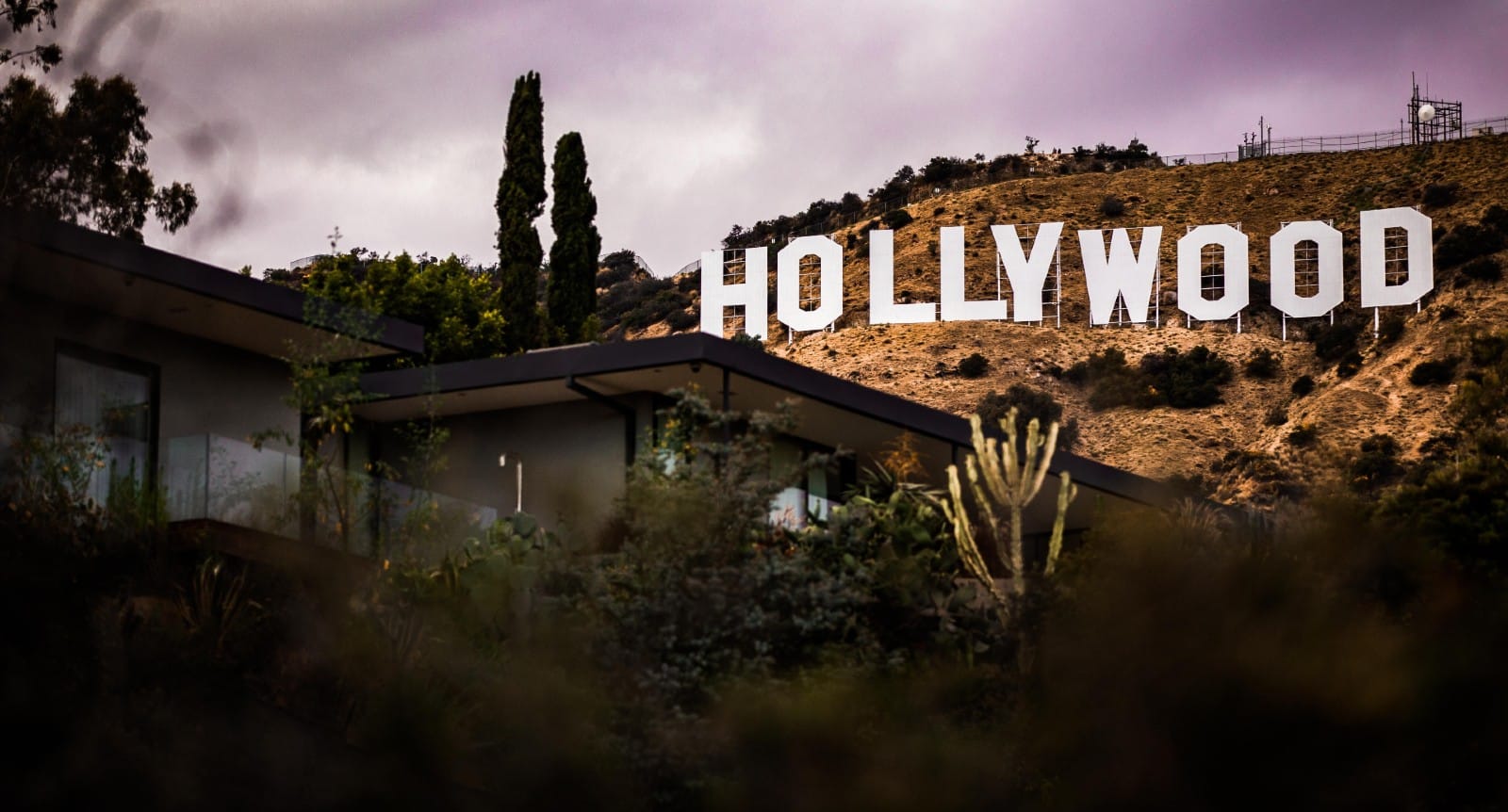 Hollywood hills sign behind house